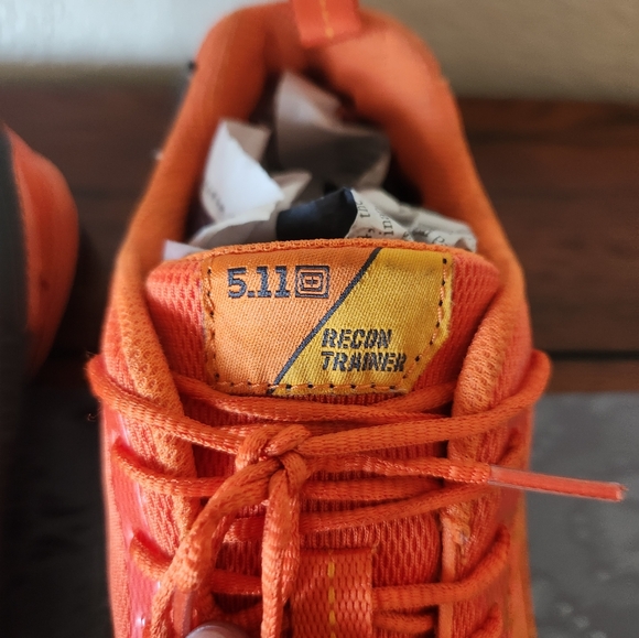 5:11 Recon Trainer Shoes Womens Size 8.5 Scope Orange - Picture 3 of 13